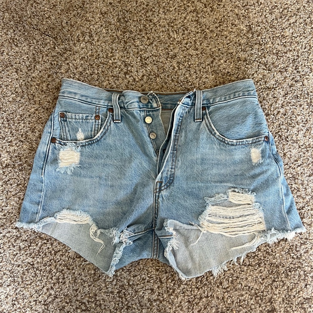 Trendy Levi’s Light Blue Distressed Jean Shorts